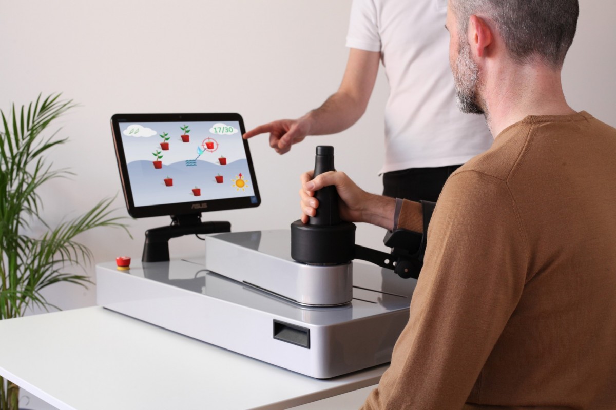 Secondo round 2.2M euro per Heaxel, robotica neuro-riabilitativa